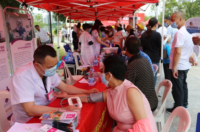 福州市首个两岸家庭健康交流宣传月启动!“倡新时代婚育文化 助家庭和谐幸福”主题活动成功举办